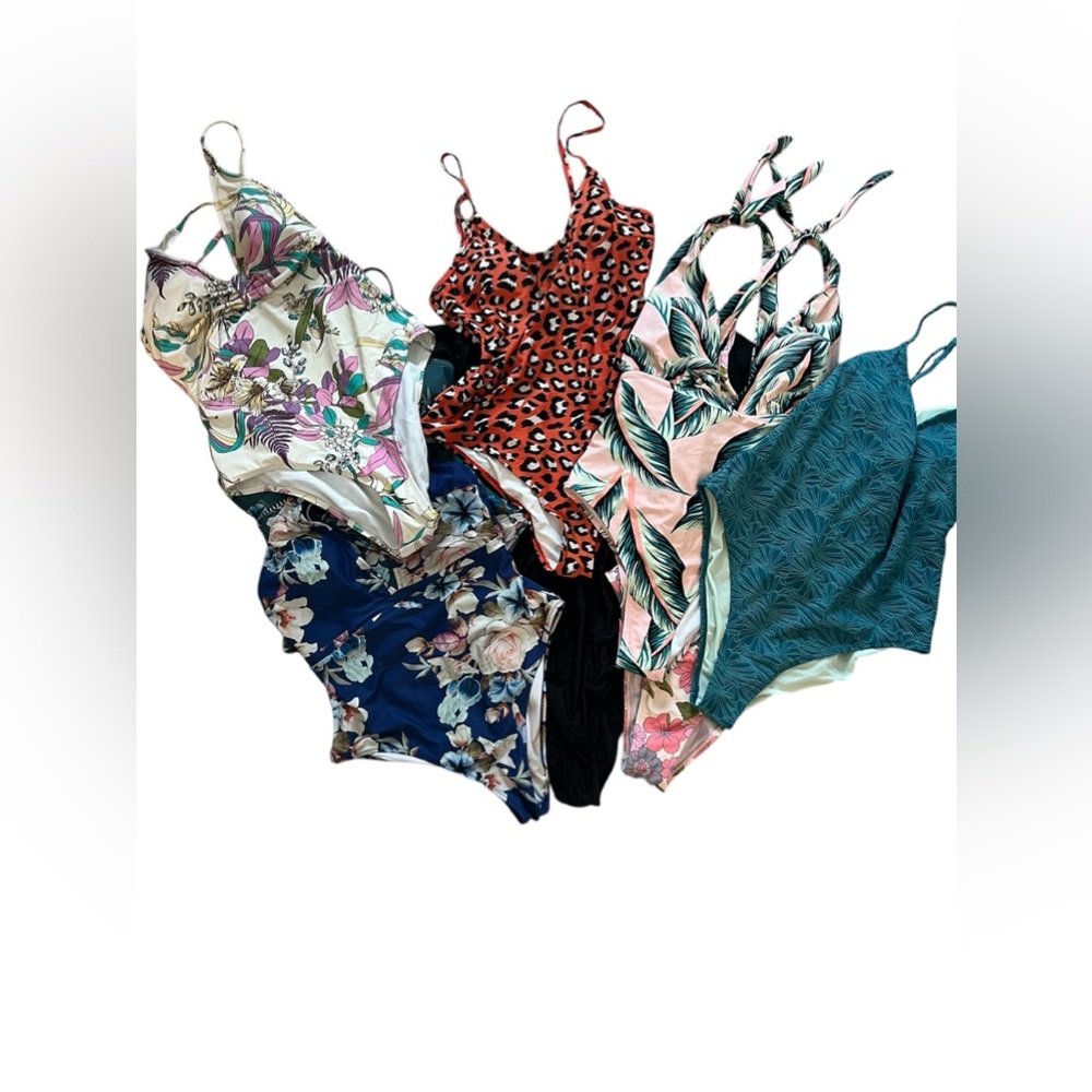 Lot of 8 CUPSHE One Piece Bathing Suits Size Large